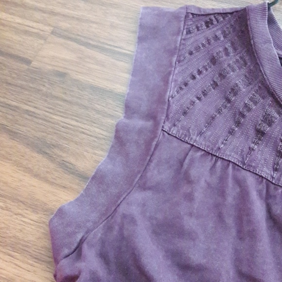 William Rast top - Picture 3 of 5